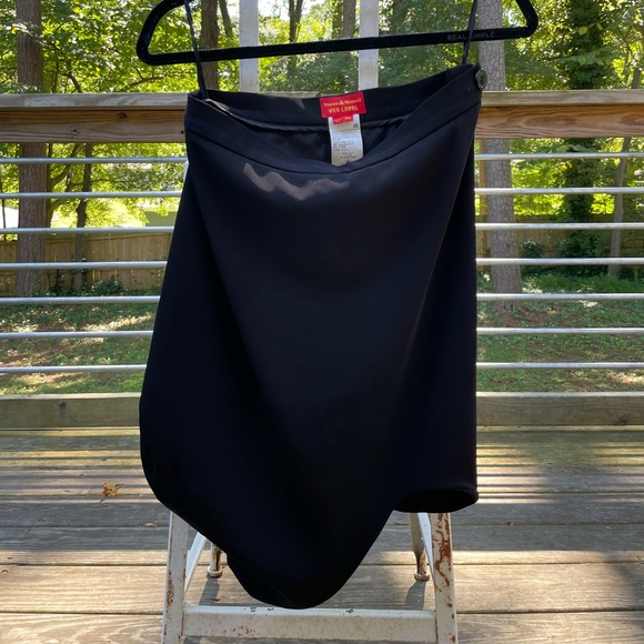 Red Label Skirt — size 44 (equivalent 27 or US 4)
